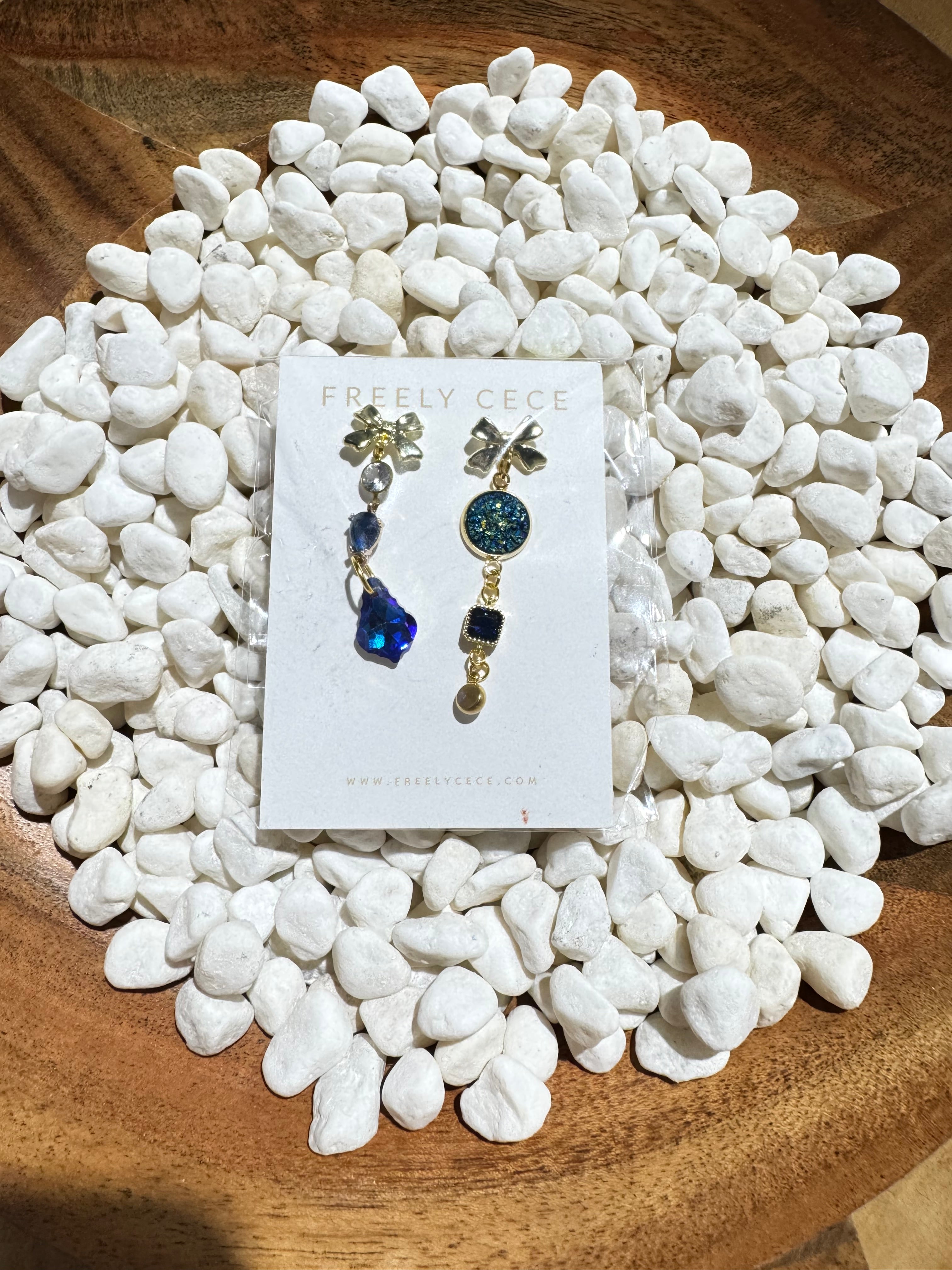 Trendy Mismatch Style Jewel Dangle Earrings