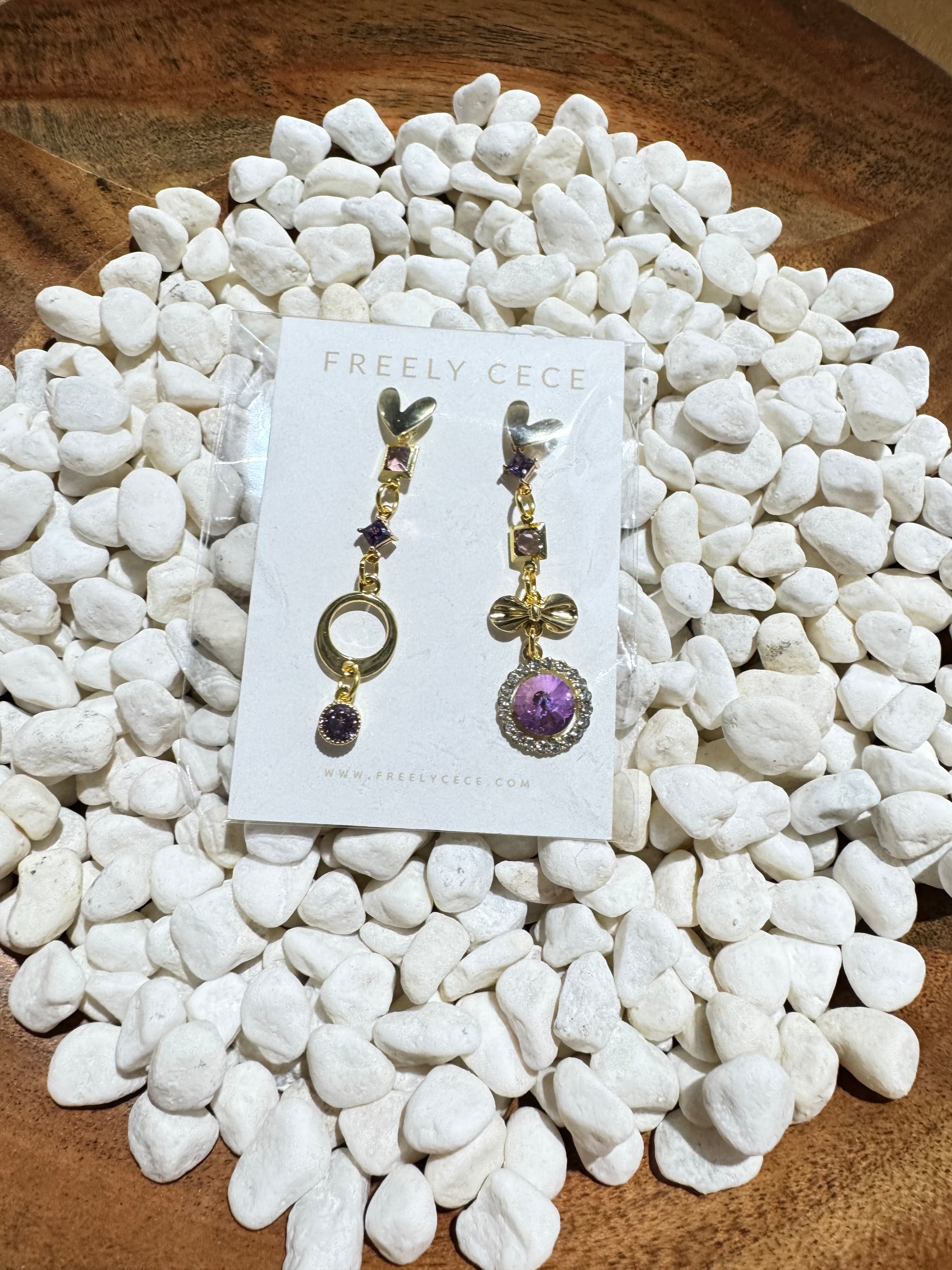 Trendy Mismatch Style Jewel Dangle Earrings