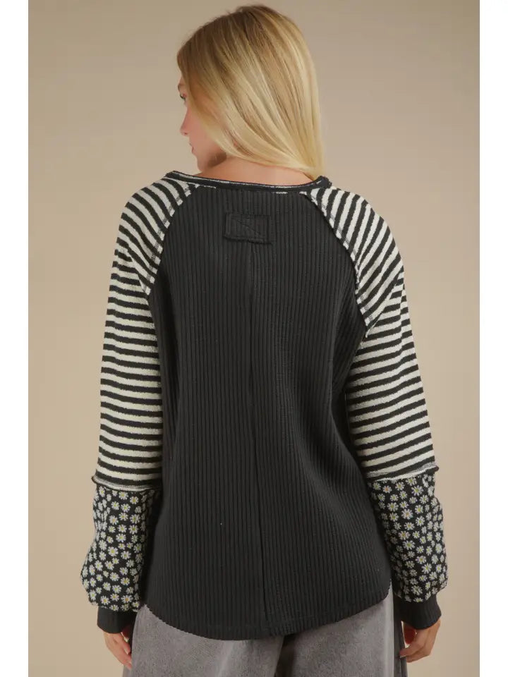 Oversized Floral & Stripe Casual Knit Top